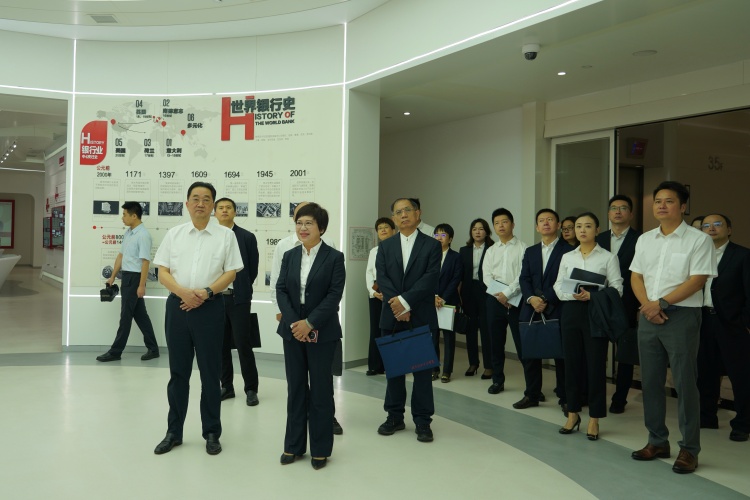 222 (1).jpg 222 (1).jpg